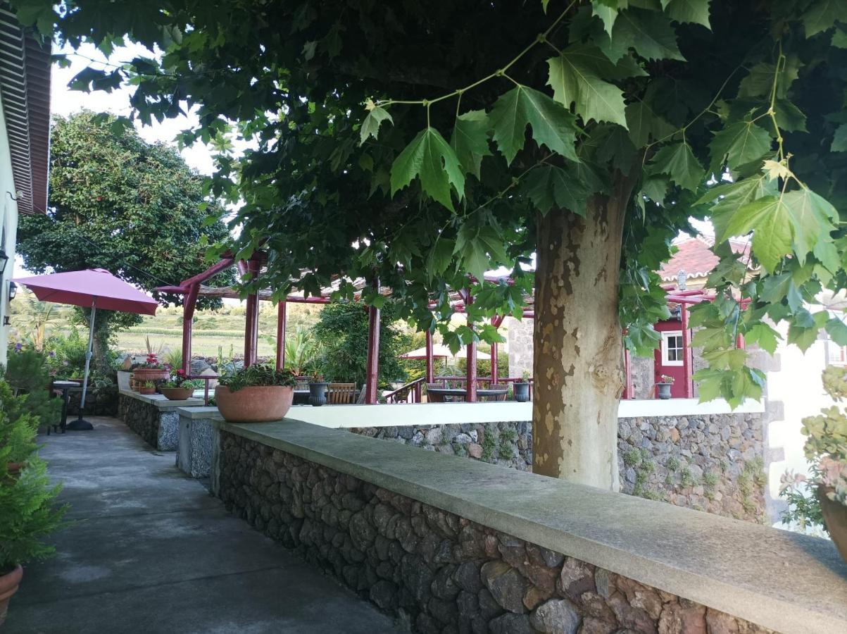 Gasthaus Casa Do Platano Cinco Ribeiras Exterior foto